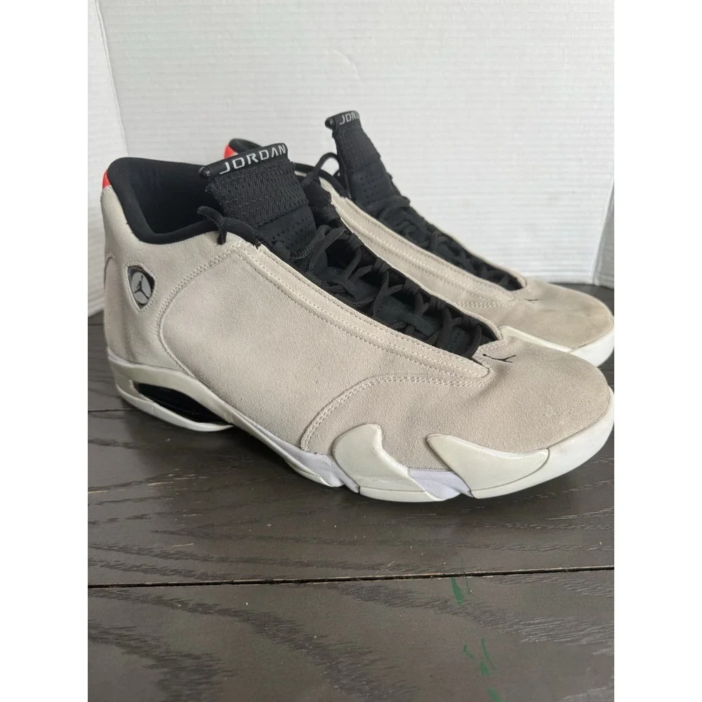 Jordan Air Jordan 14 Retro Desert Sand 2018 Suede Men's Sneakers 487471-021